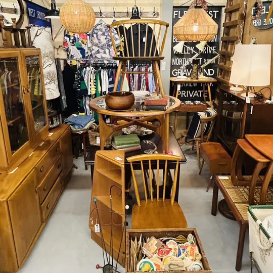 mumokuteki antique&repair